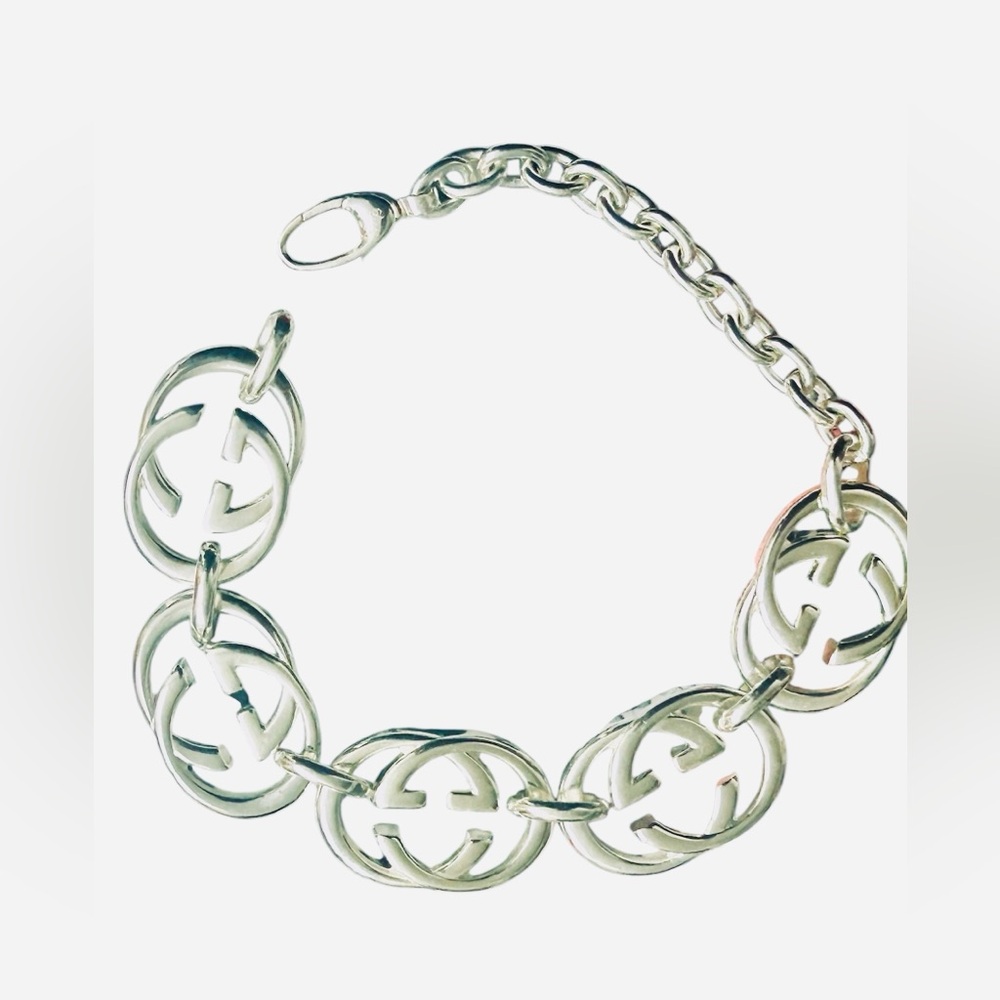 Gucci Interlocking GG Sterling Silver Bracelet with box and Gucci pouch. - Picture 3 of 15